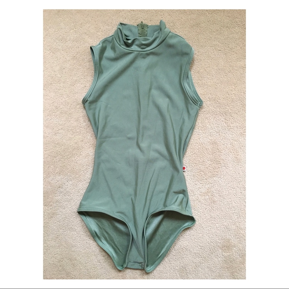 Yumiko Kumiko leotard